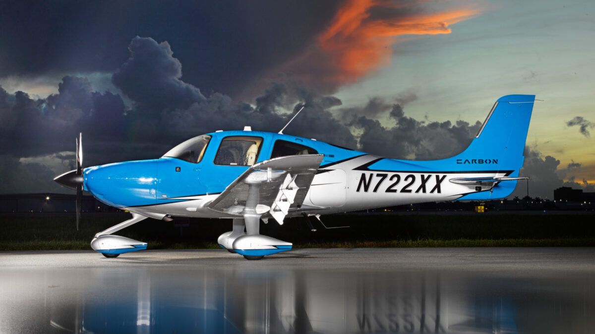 Cirrus SR22.jpg