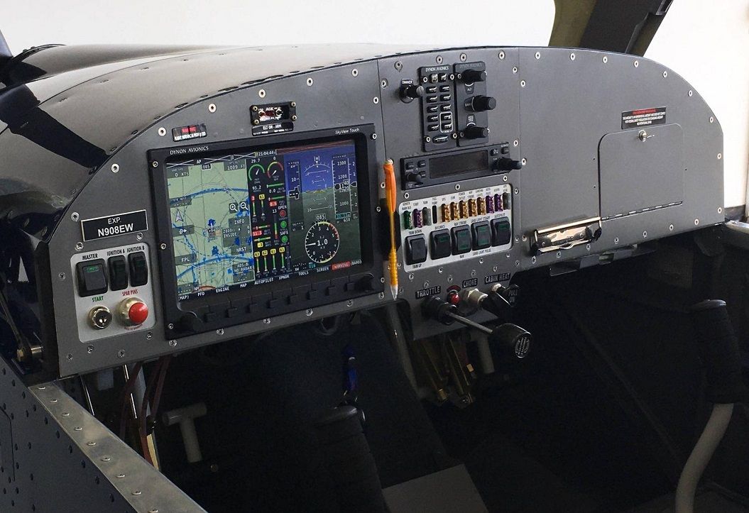 RV-12 Instrument panel.jpg