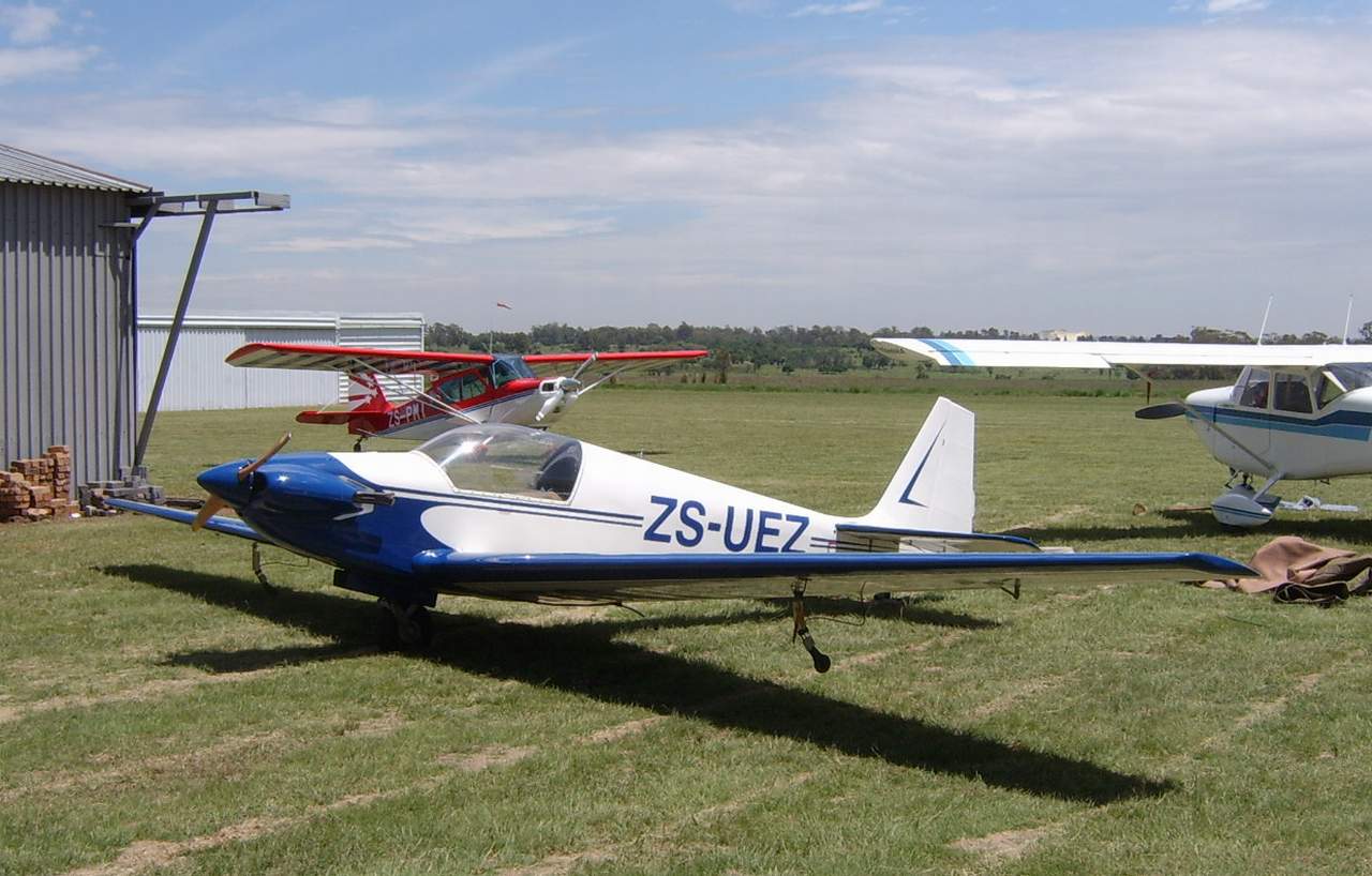 ZS-UEZ-3.JPG