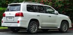 2008-2011_Lexus_LX_570__URJ201R__Sports_Luxury_wagon__2011-04-28__03.jpg