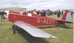 800px-Dart_Kitten_II_Kemble_09_05_09R.jpg