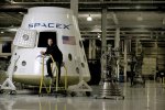 elon-musk-capsula-dragon.jpg