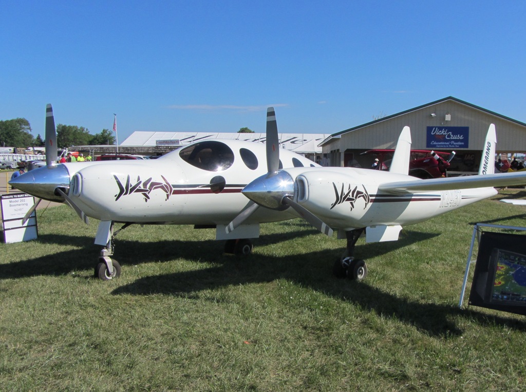 Rutan-Model202.jpg