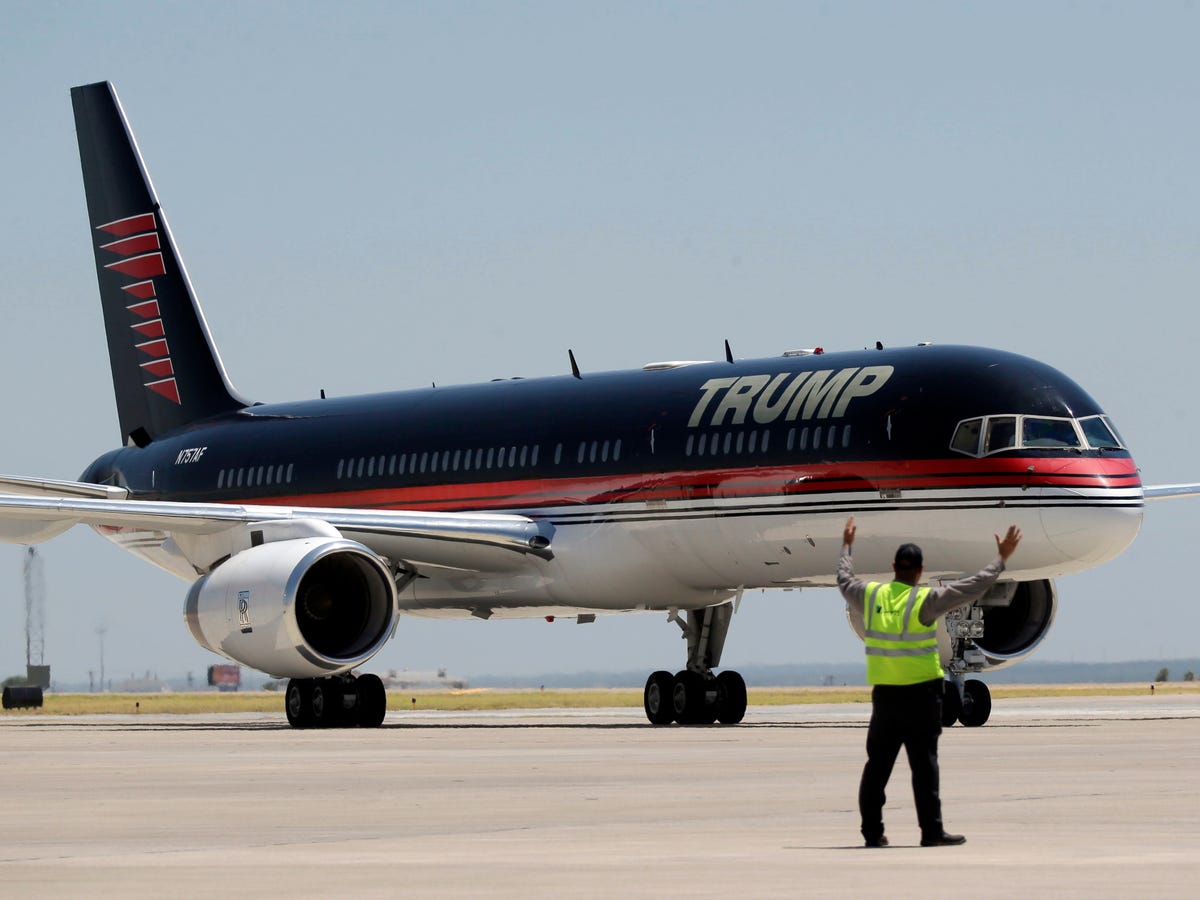 donald-trump-boeing-757.jpg