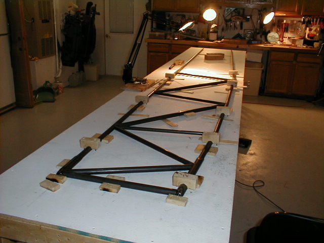 BC003_SideLadderOnTable.jpg